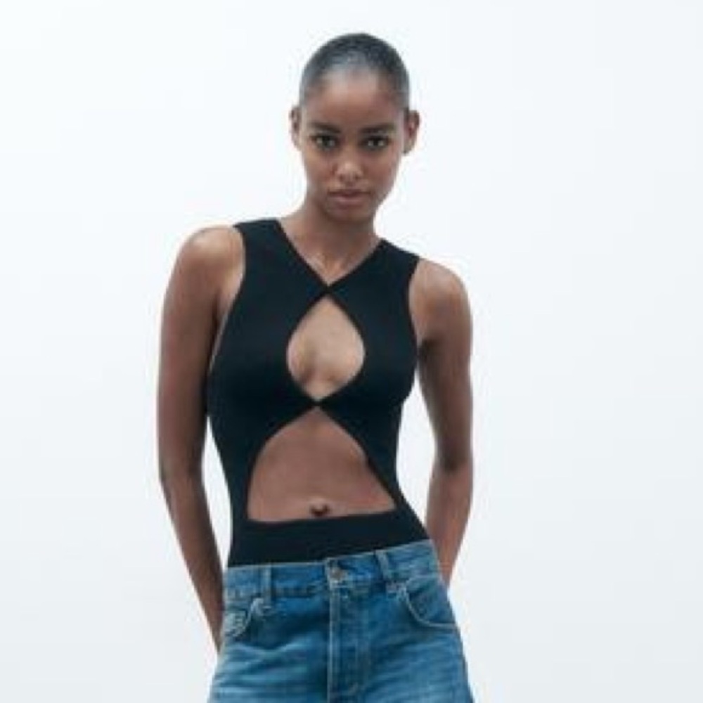 Zara Seamless Cut Out Bodysuit